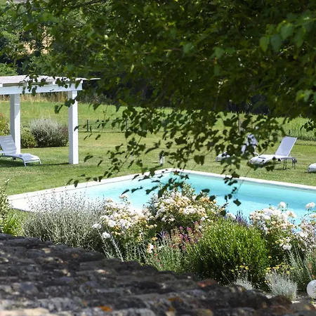 Villa Poderina 8, Emma